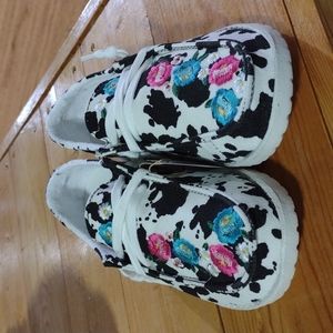 NWT Gypsy Jazz Flo White and Black Cow Print